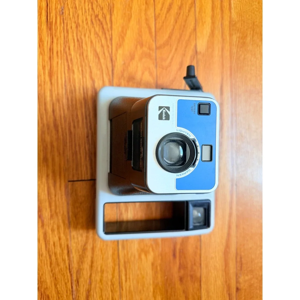 Vintage Kodak‎ The Handle Instant Camera Blue Grey 1970s Retro Display Prop